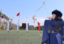 Mersin’de Geleneksel Okçuluk Rüzgarı: Geleceğin Kemankeşlerinden Hedeflere Tam İsabet