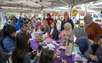 BÜYÜKŞEHİR SAYESİNDE KADIN EMEĞİ DEĞERE DÖNÜŞMEYE DEVAM EDİYOR