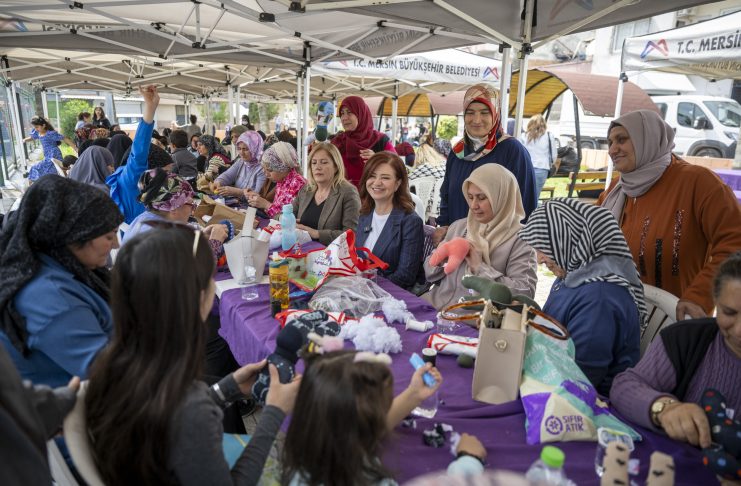 BÜYÜKŞEHİR SAYESİNDE KADIN EMEĞİ DEĞERE DÖNÜŞMEYE DEVAM EDİYOR
