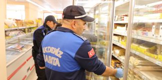 Akdeniz Zabıtası Denetimlerine Devam Ediyor