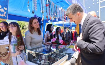 Akdeniz’de Anneler Günü Kermesi’ne Yoğun İlgi