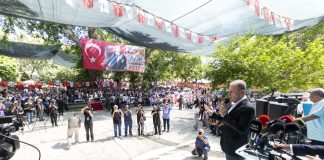 BAŞKAN SEÇER, ‘64. MUT KARACAOĞLAN KAYISI KÜLTÜR VE SANAT FESTİVALİ’NE KATILDI