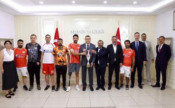 Valimiz Sayın Atilla Toros, Ziyaretine Gelen Olimpik Yetenekler Spor Kulübü Ampute Futbol Takımını Kabul Etti