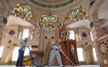 Akdeniz’de İbadethane Temizliği Profesyonel Ellerde