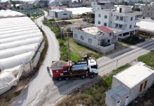 AKDENİZ’İN SOKAKLAR ASFALTLAMA ÇALIŞMALARI SÜRÜYOR